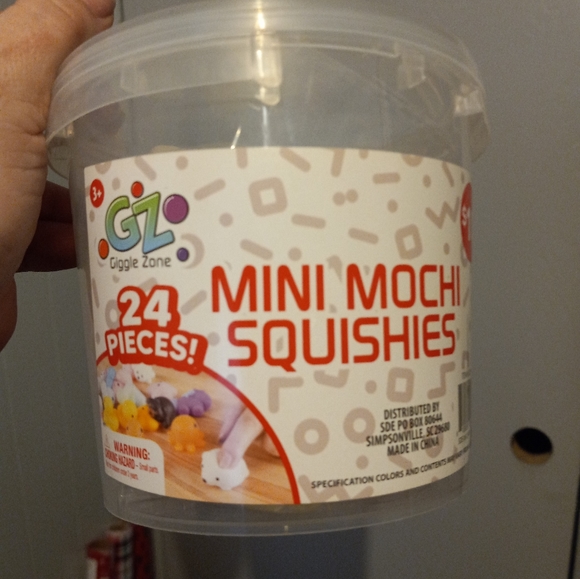 Free with any purchase/Mini squishys - Picture 5 of 6